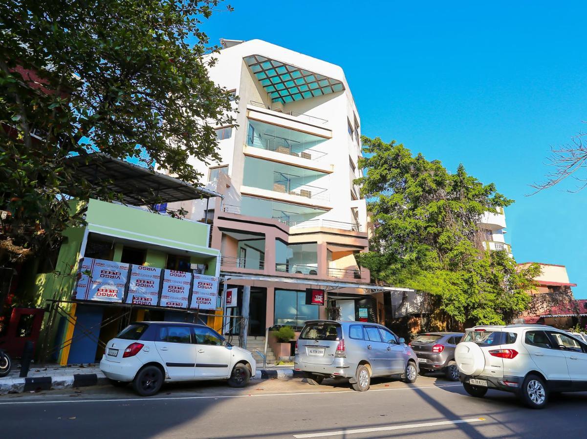ホテル Treebo Trend Time Square Marine Drive Kochi エクステリア 写真